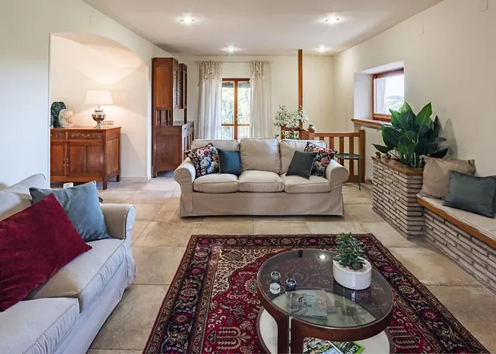 Monte Illuminato Villa