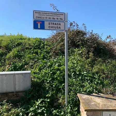 Monte Illuminato Villa *