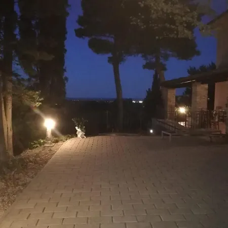 Willa Monte Illuminato Fano (Pesaro and Urbino)